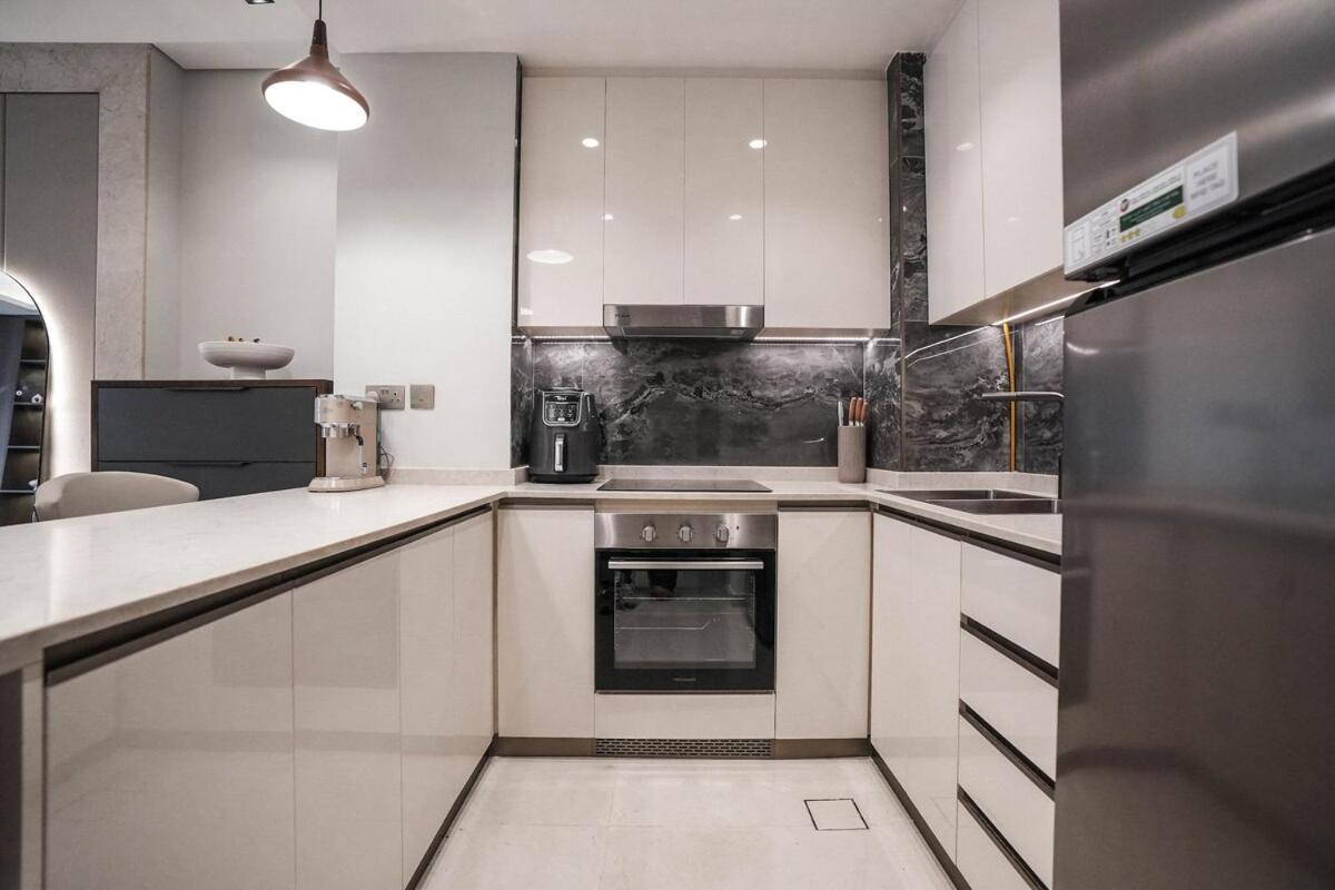Quartz Luxe 1-bed At Nobles Tower, Near Downtown Apartment *
