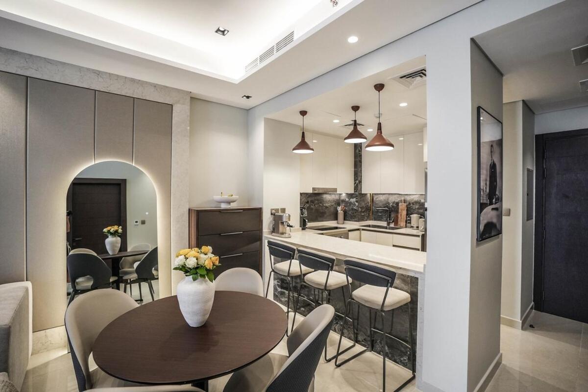 Quartz Luxe 1-bed At Nobles Tower, Near Downtown Apartment Dubai