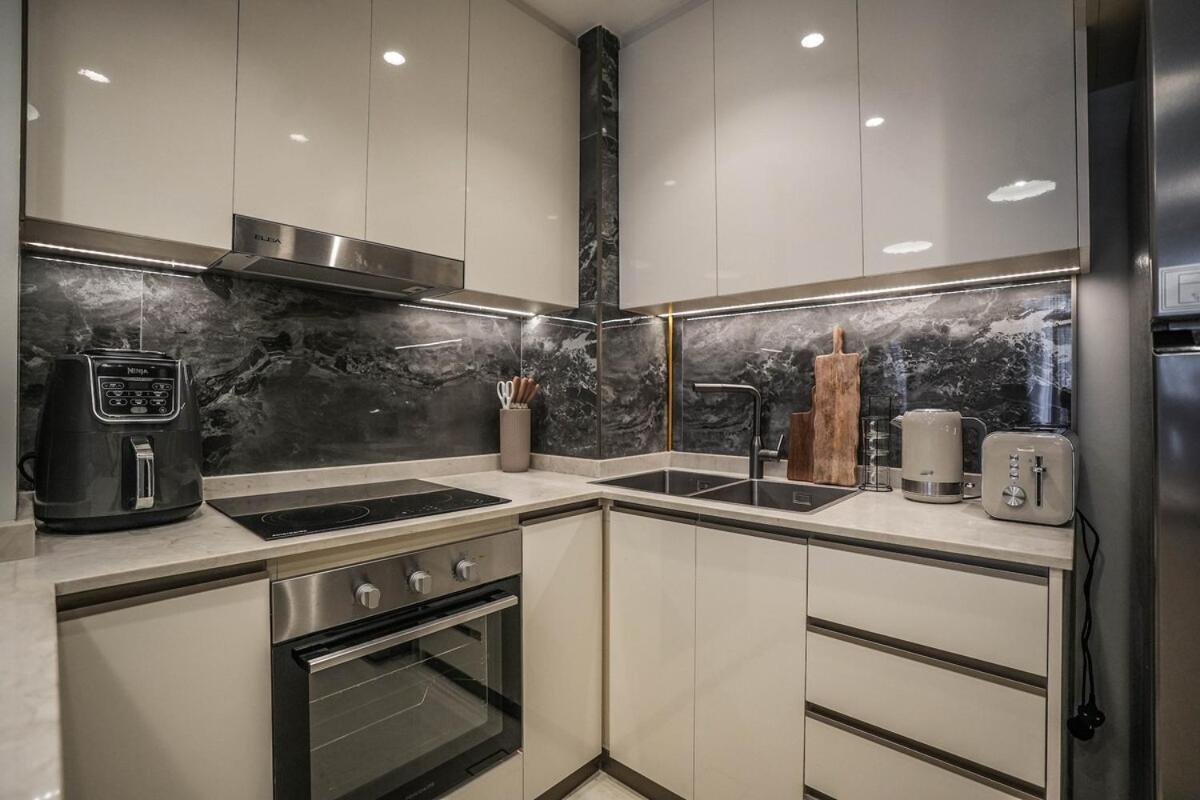 Apartment Quartz Luxe 1-bed At Nobles Tower, Near Downtown
